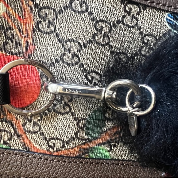 PRADA ROBOT REFUS FURRY KEYCHAIN BAG PURSE FUR KEY CHARM GIFT BOX SILVER LEATHER - Picture 9 of 16